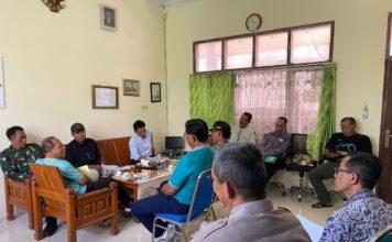 Setelah Kios Dibongkar Pemdes, Warga Bangunrejo Tuban Tuntut Relokasi dan Ganti Rugi