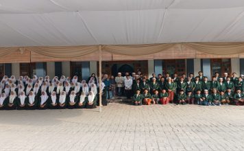 Santri Ma’had Darul Ilmi MTsN 2 Tuban Sowan ke Masyayikh Langitan, Merawat Adab dalam Menapaki Jalan Ilmu