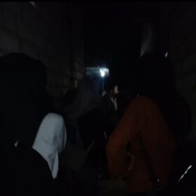 Penagihan Mekaar di Pekuwon Disorot, Datang Malam Hari dan Libatkan Sejumlah Petugas