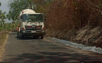 Campuran Batu ke Ready Mix pada Proyek Jalan DAK Tuban Memunculkan Pertanyaan, Klarifikasi Dinas PUPR Belum Diperoleh