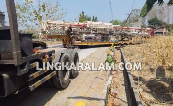 Moving Alat Berat di Tengah Reaktivasi PT TGE, Lowbed Alami Off-Tracking di Alas Tuwo: SOP dan UU LLAJ Dipertanyakan